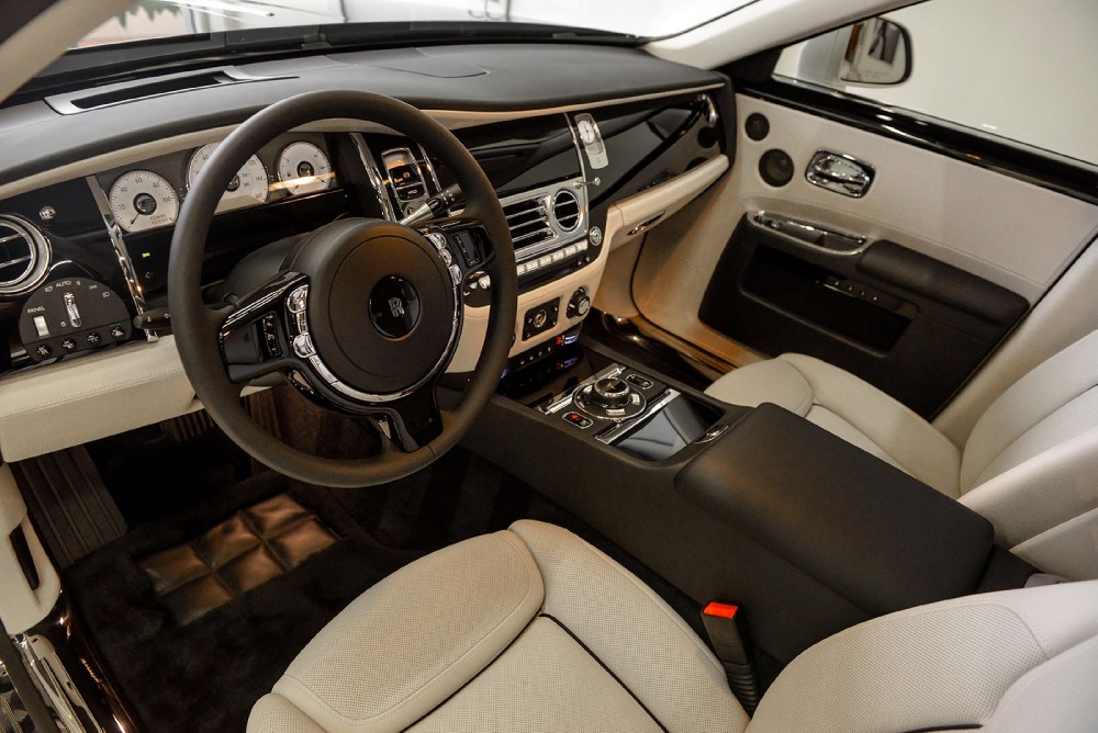2015 Rolls-Royce Ghost Image 11