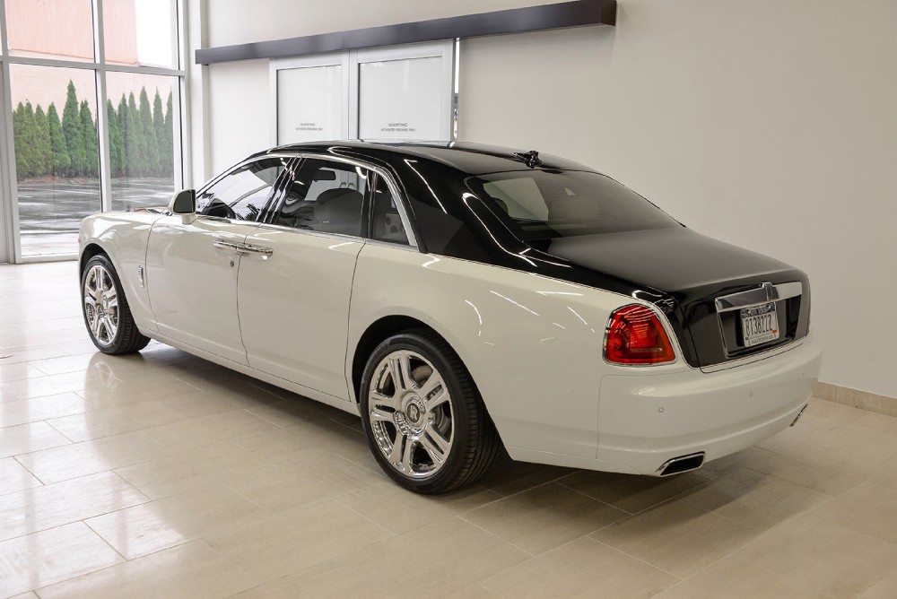 2015 Rolls-Royce Ghost Image 9