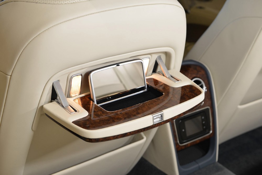2014 Bentley Flying Spur Image 19