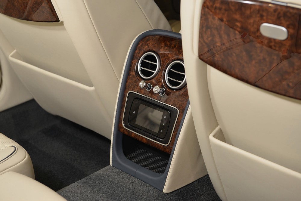 2014 Bentley Flying Spur Image 21