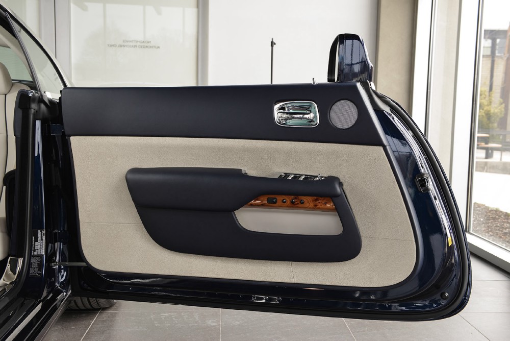 2015 Rolls-Royce Wraith Image 16