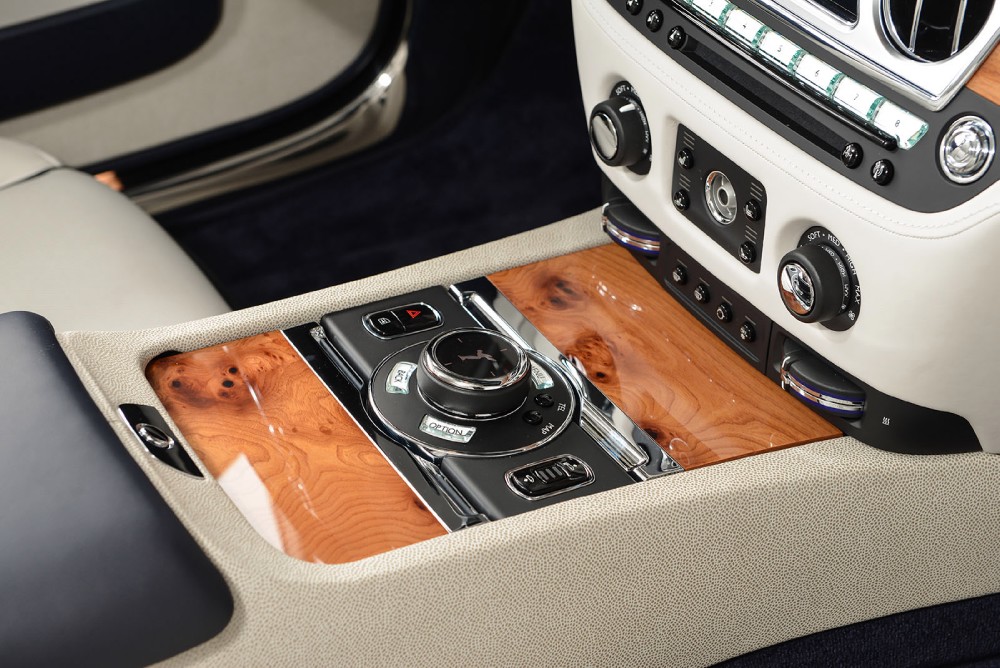2015 Rolls-Royce Wraith Image 18
