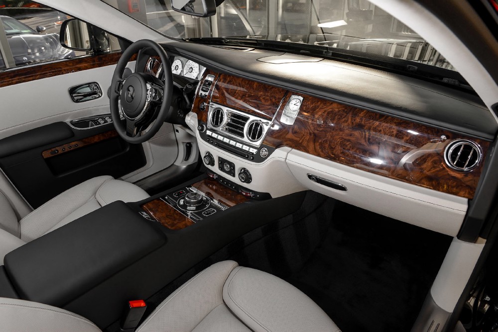 2015 Rolls-Royce Ghost EWB Series II Image 10