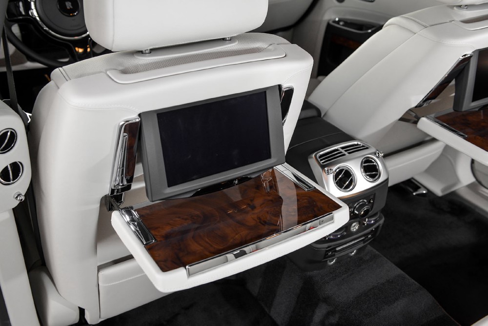 2015 Rolls-Royce Ghost EWB Series II Image 23