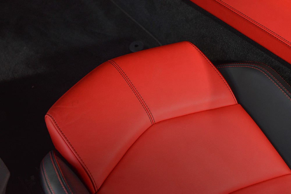 2015 Lamborghini Aventador Image 12