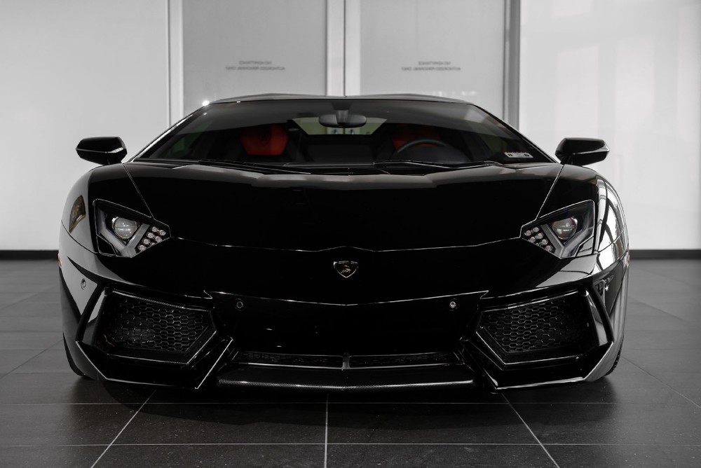 2015 Lamborghini Aventador Image 8