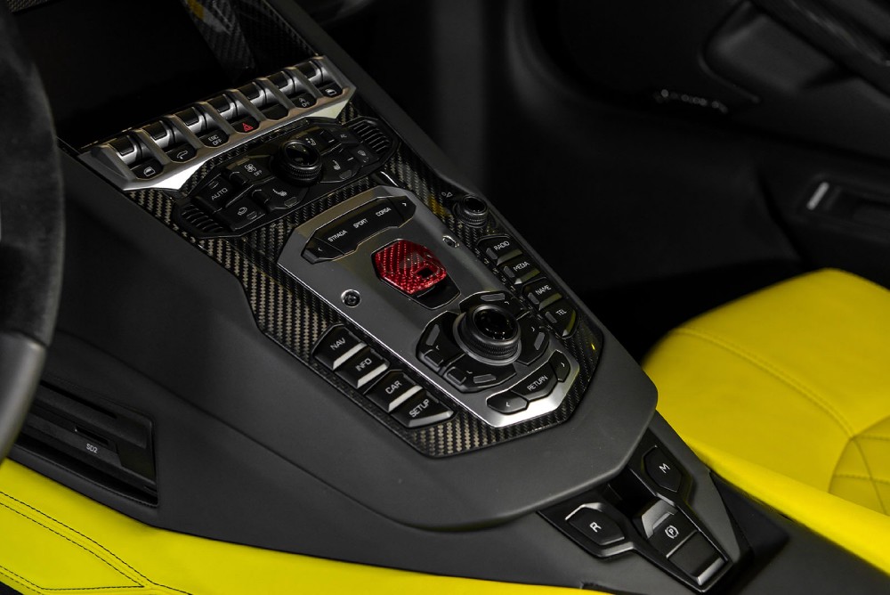 2014 Lamborghini Aventador Image 26