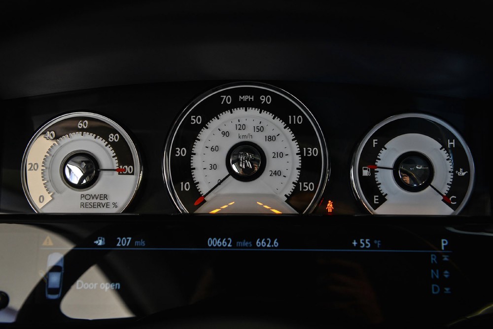 2014 Rolls-Royce Wraith Image 23