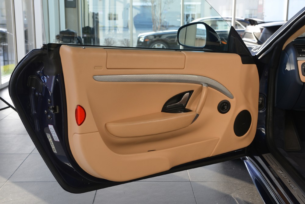 2009 Maserati GranTurismo Image 11