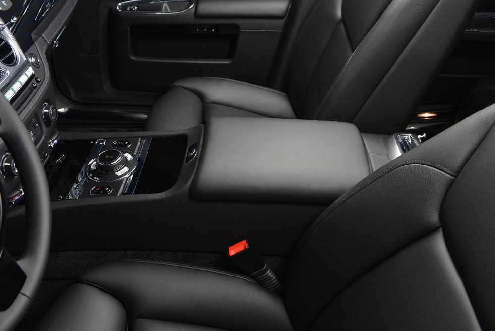 2015 Rolls-Royce Ghost Series II Image 16