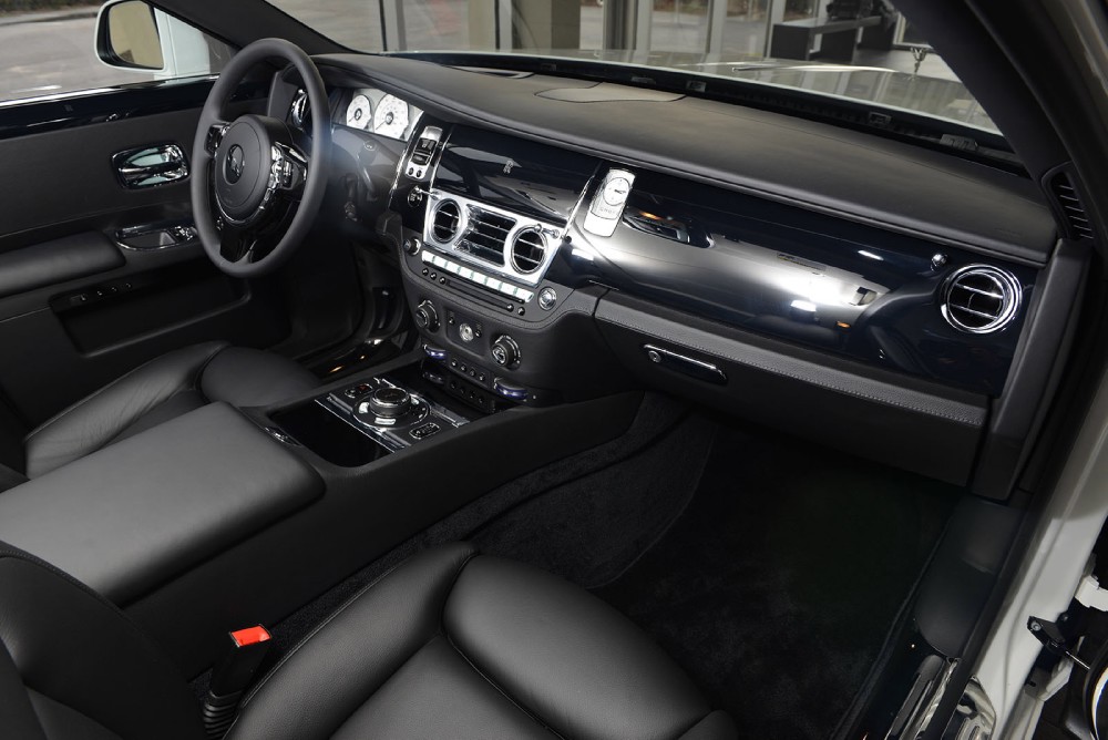 2015 Rolls-Royce Ghost Series II Image 18