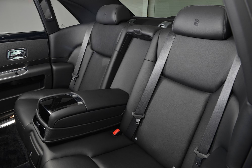 2015 Rolls-Royce Ghost Series II Image 22