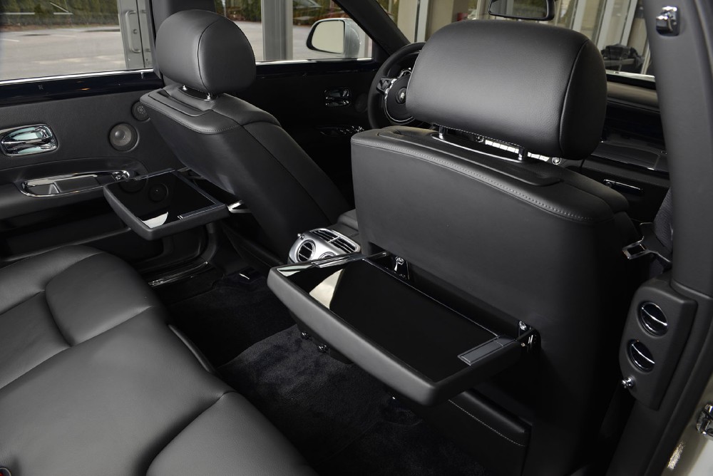 2015 Rolls-Royce Ghost Series II Image 23