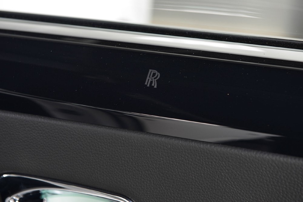 2015 Rolls-Royce Ghost Series II Image 27