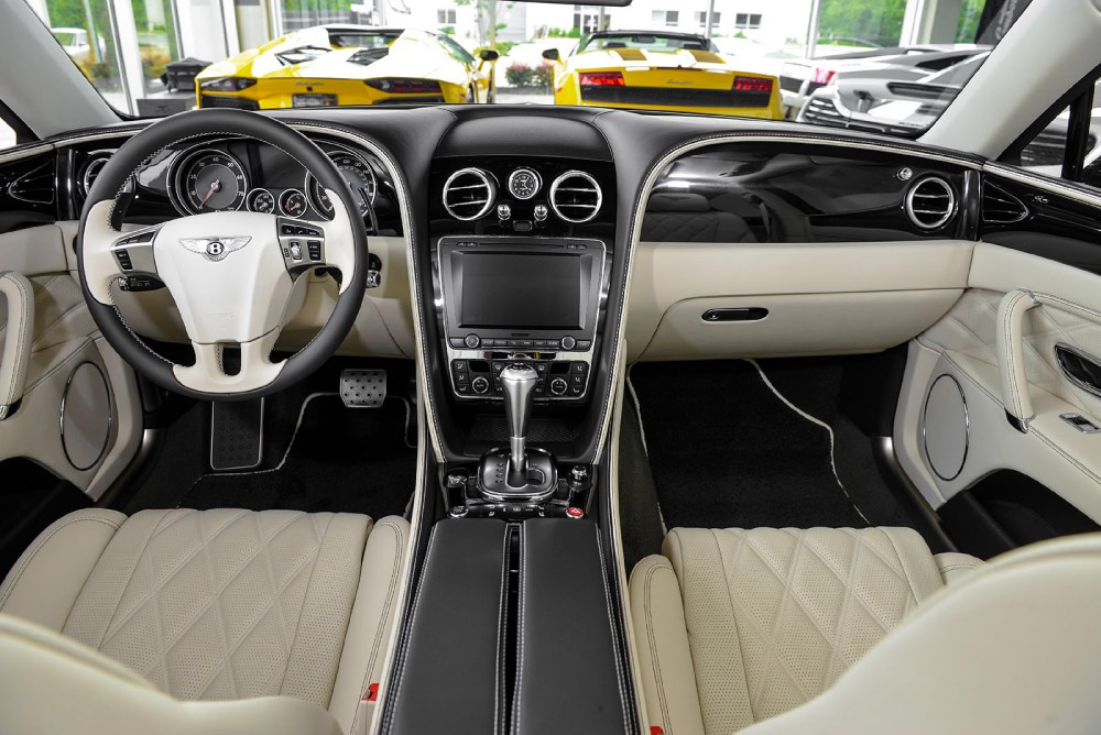 2015 Bentley Flying Spur Image 3