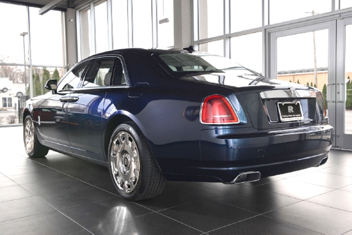 2015 Rolls-Royce Ghost Series II Image 2