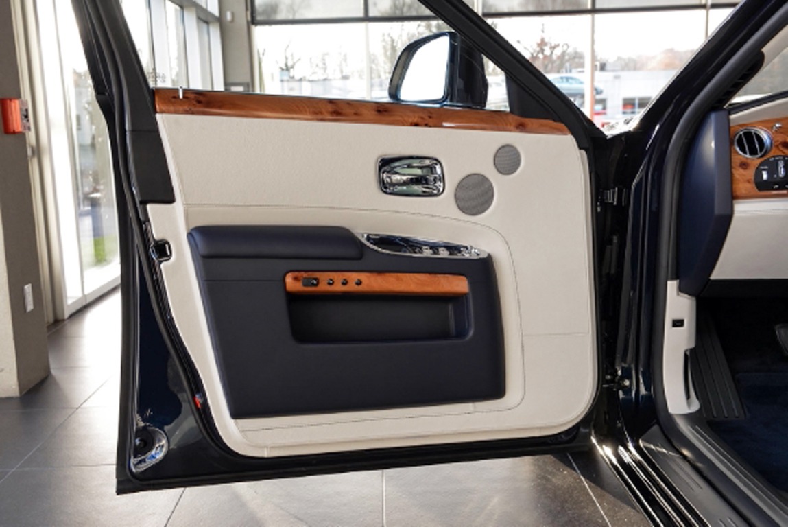 2015 Rolls-Royce Ghost Series II Image 6