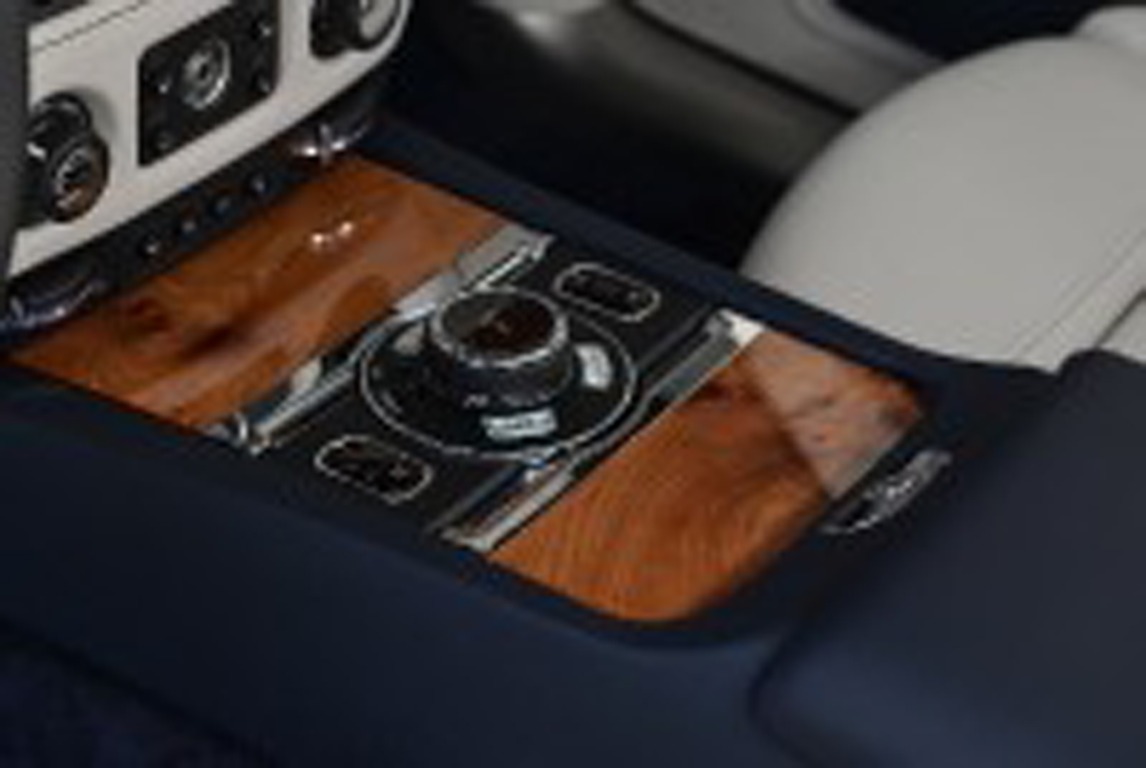2015 Rolls-Royce Ghost Series II Image 9