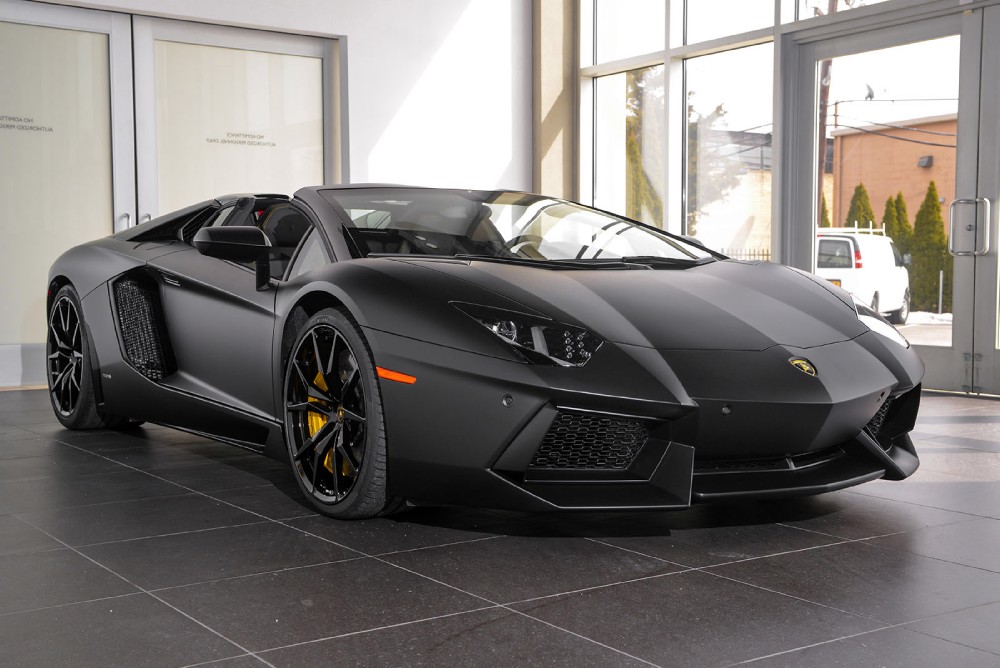 2015 Lamborghini Aventador Image 13