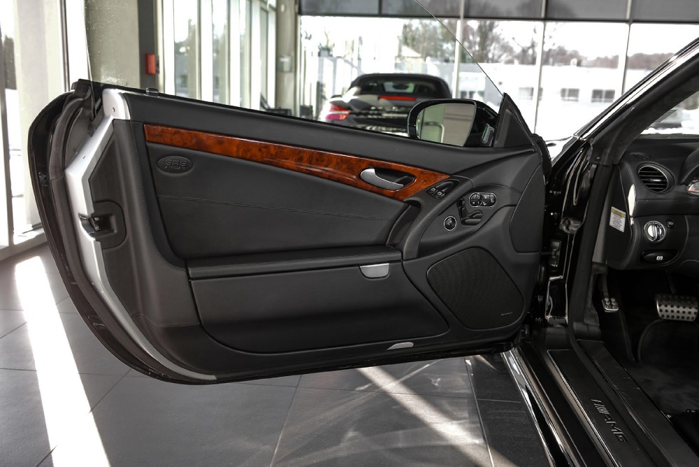 2012 Mercedes-Benz SL63 Image 15