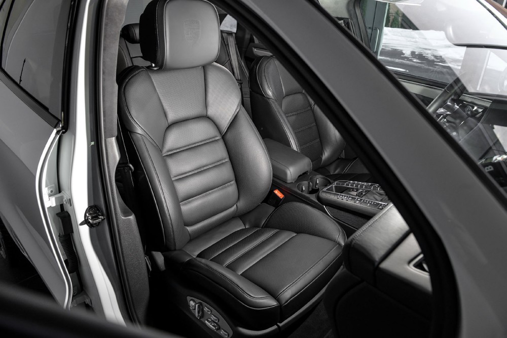 2015 Porsche Macan Image 13