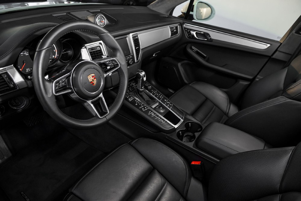 2015 Porsche Macan Image 3