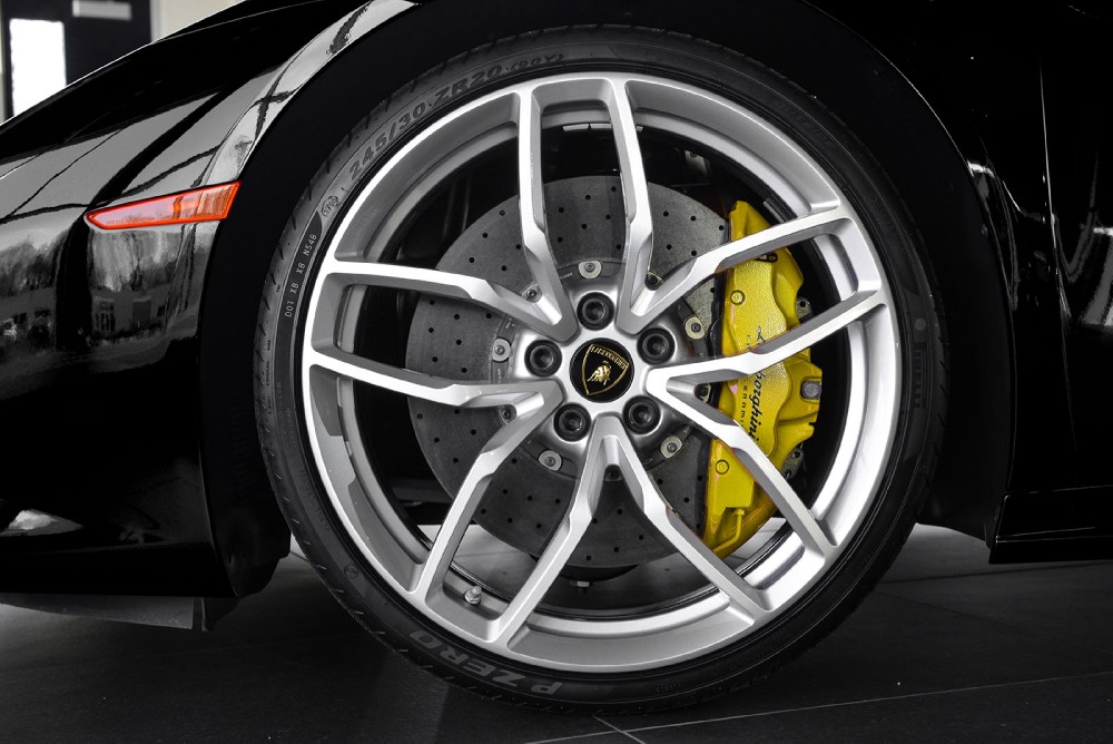 2015 Lamborghini Huracan Image 4