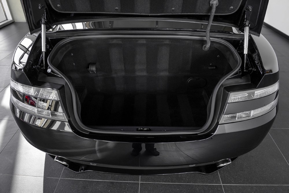 2014 Aston Martin DB9 Image 13