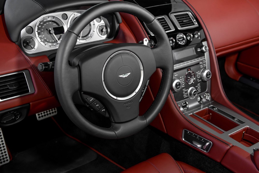 2014 Aston Martin DB9 Image 6