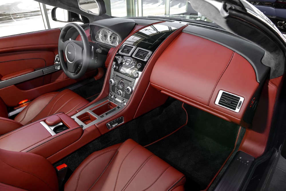 2014 Aston Martin DB9 Image 8