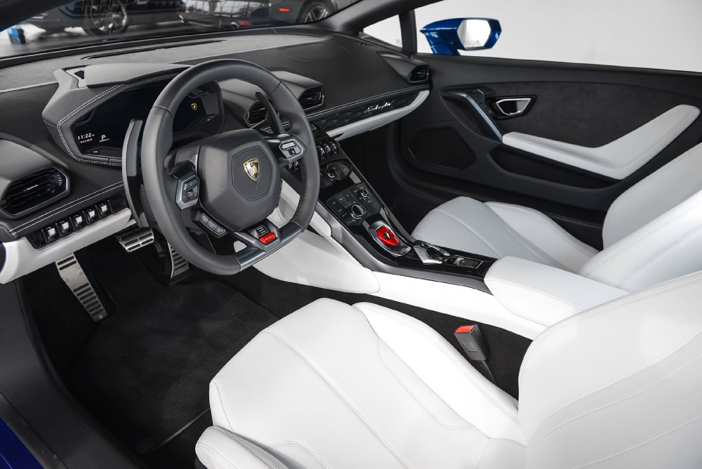 2015 Lamborghini Huracan Image 3