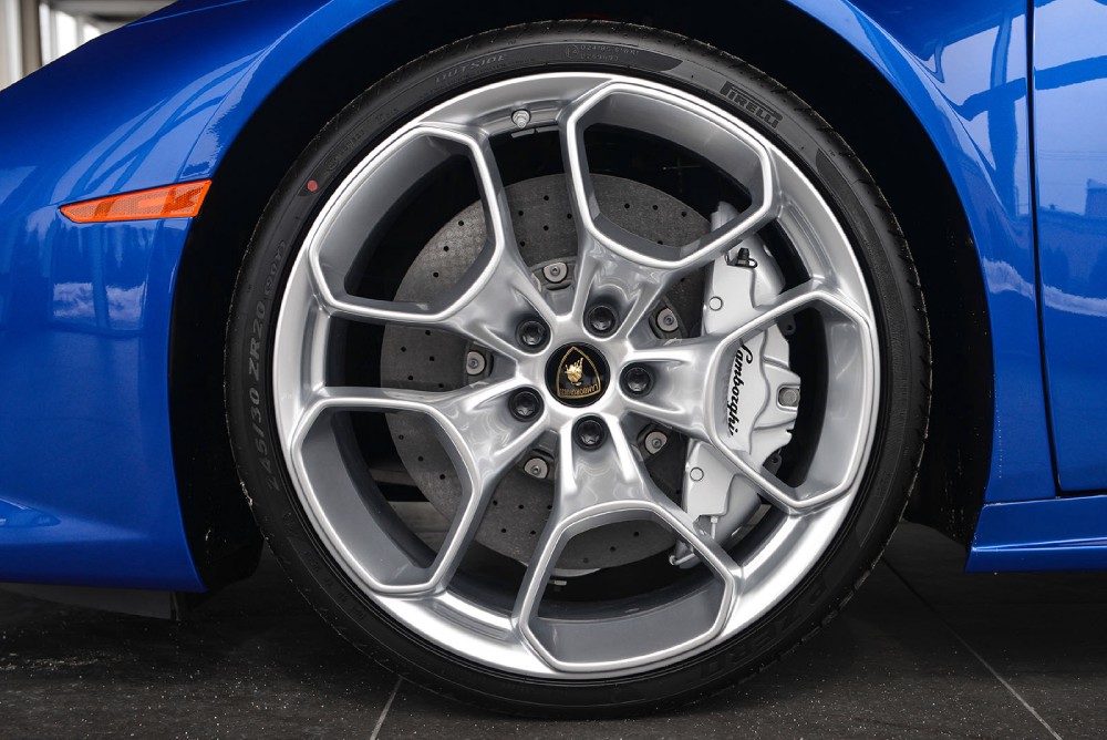 2015 Lamborghini Huracan Image 4