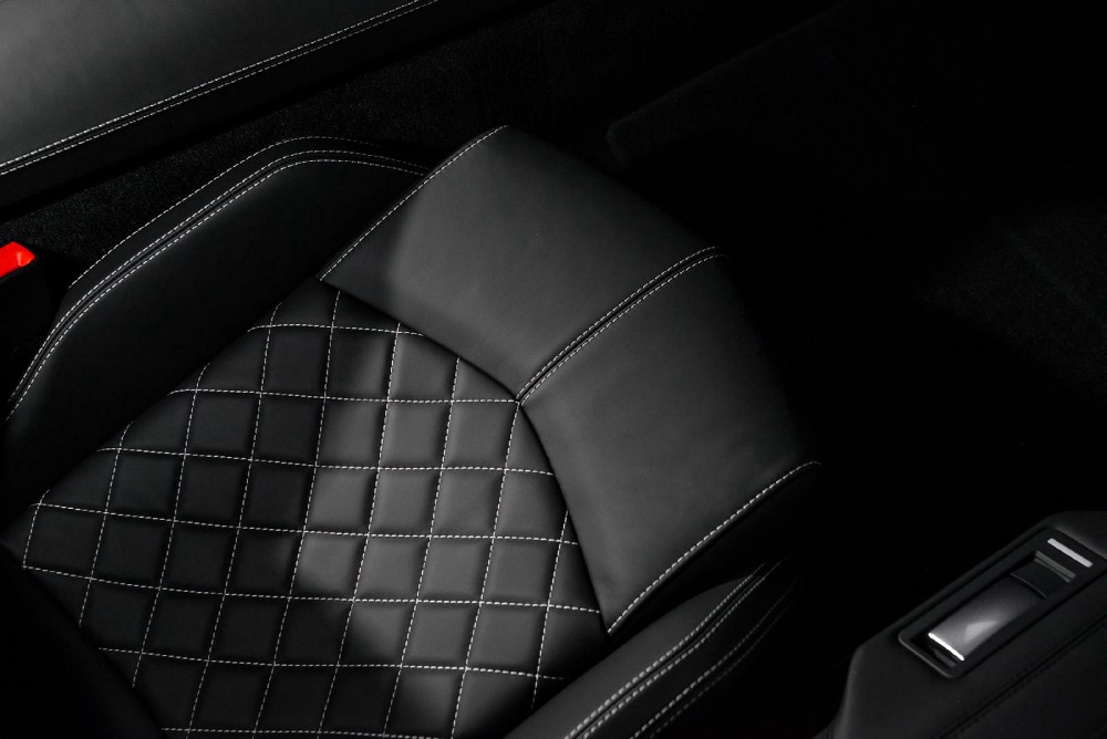 2015 Lamborghini Aventador Image 15