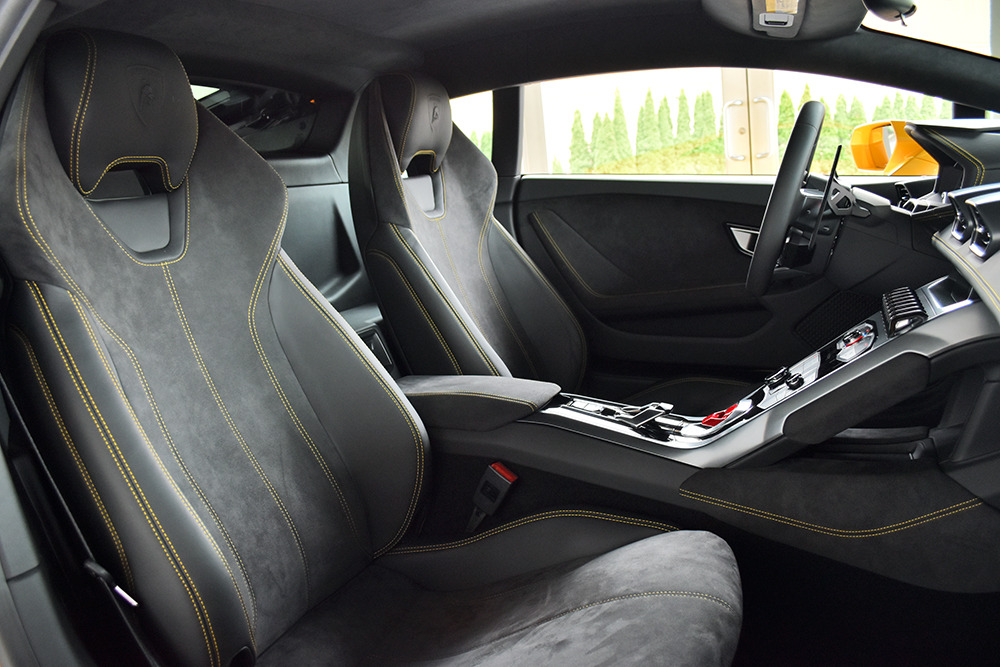 2015 Lamborghini Huracan Image 4