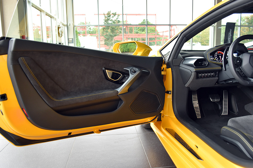 2015 Lamborghini Huracan Image 8