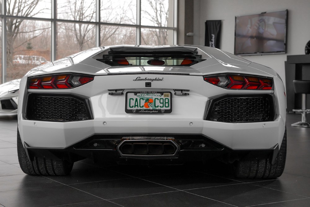 2013 Lamborghini Aventador Image 12