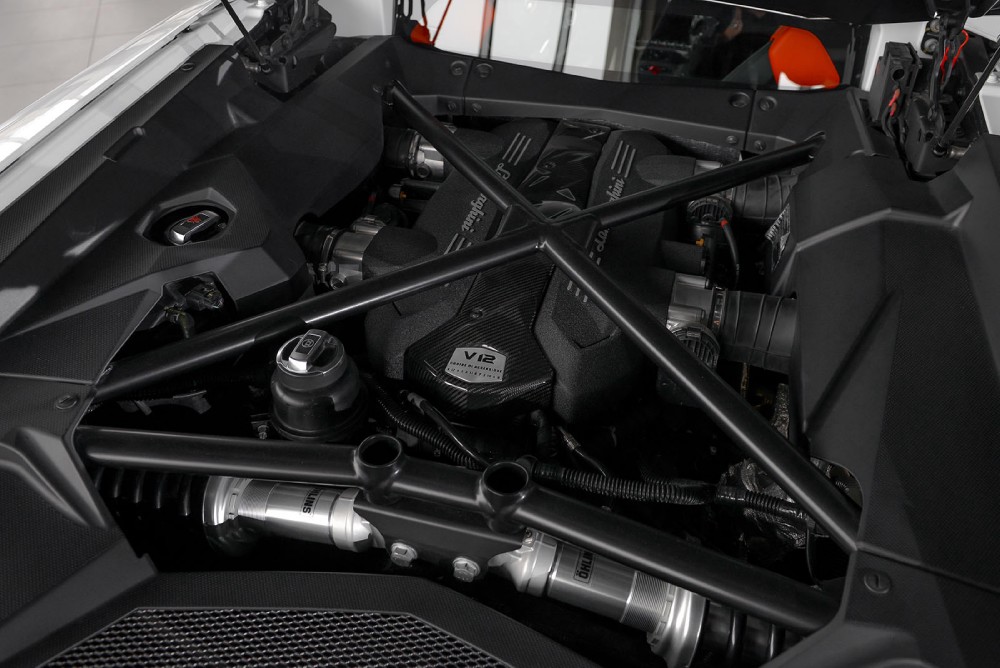 2013 Lamborghini Aventador Image 15