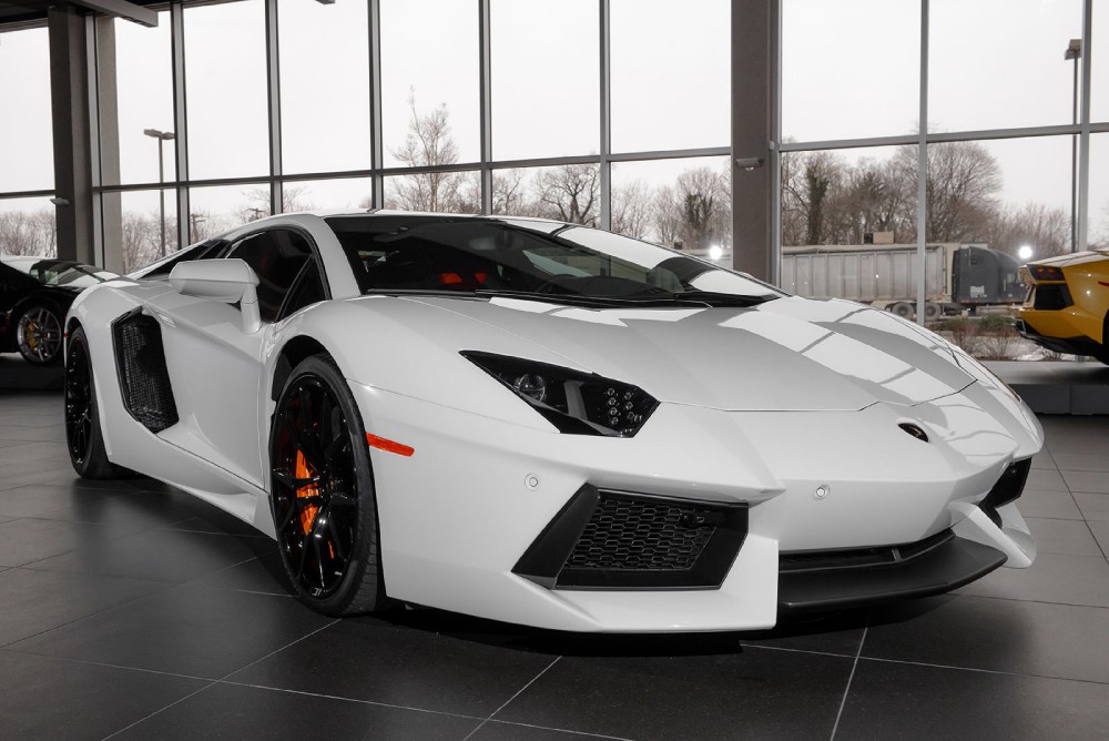 2013 Lamborghini Aventador Image 9