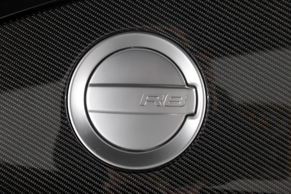 2011 Audi R8 Image 12