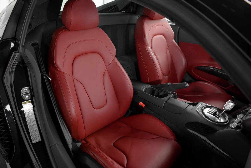 2011 Audi R8 Image 8
