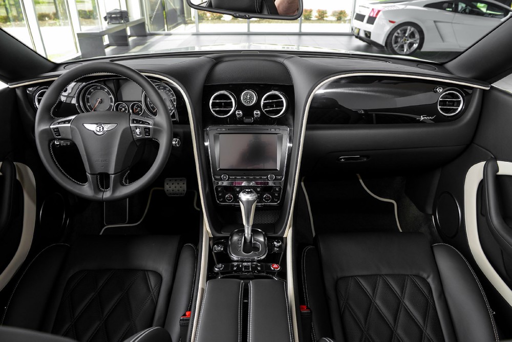 2015 Bentley Continental GT Speed Convertible Image 3