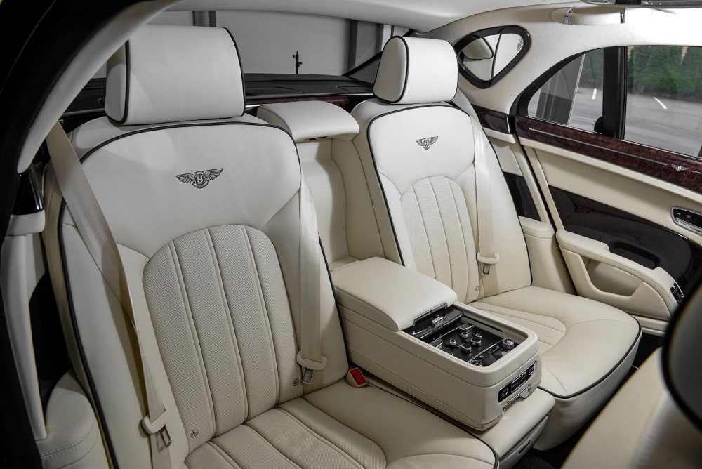 2016 Bentley Mulsanne Image 11