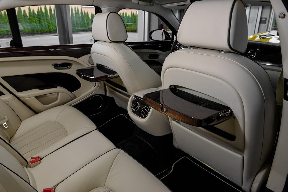 2016 Bentley Mulsanne Image 22
