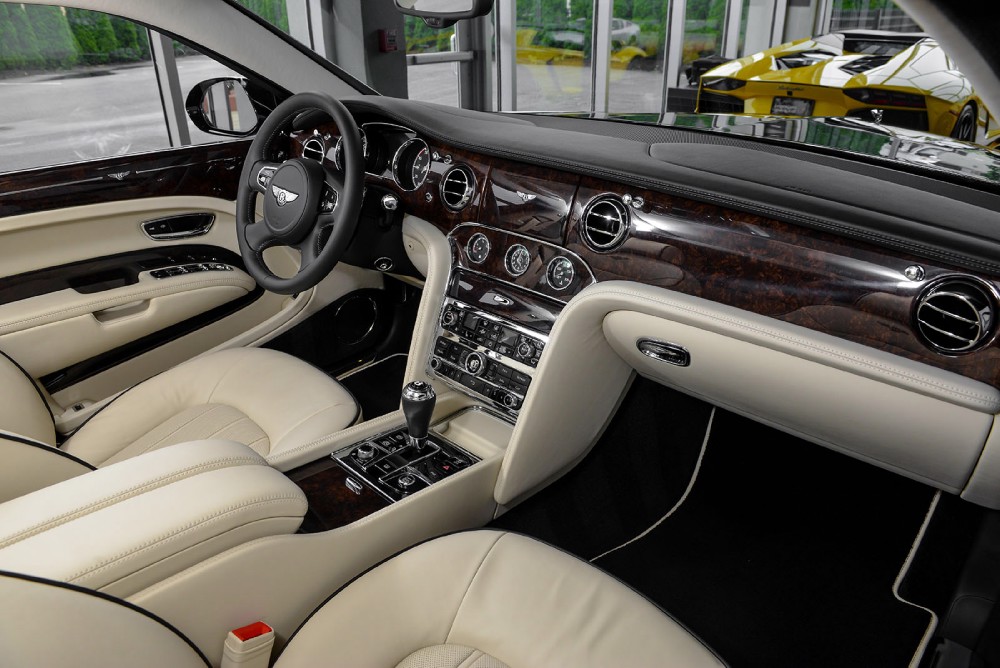 2016 Bentley Mulsanne Image 6