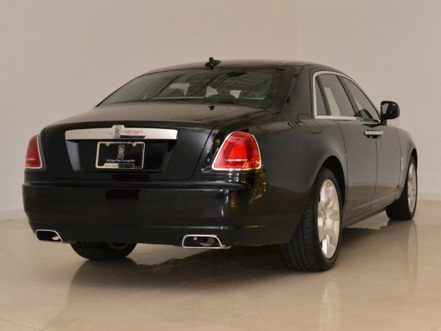 2011 Rolls-Royce Ghost Image 2