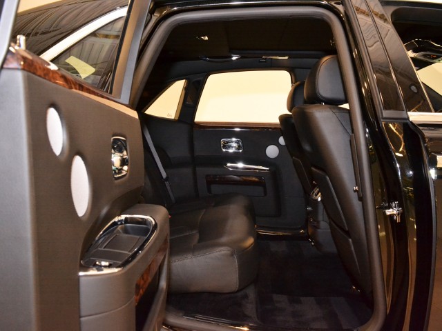 2011 Rolls-Royce Ghost Image 20