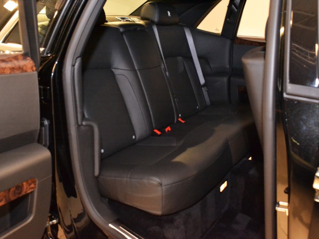 2011 Rolls-Royce Ghost Image 22