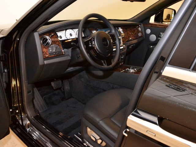 2011 Rolls-Royce Ghost Image 3