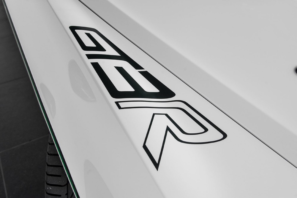2015 Bentley Continental GT3-R Image 12