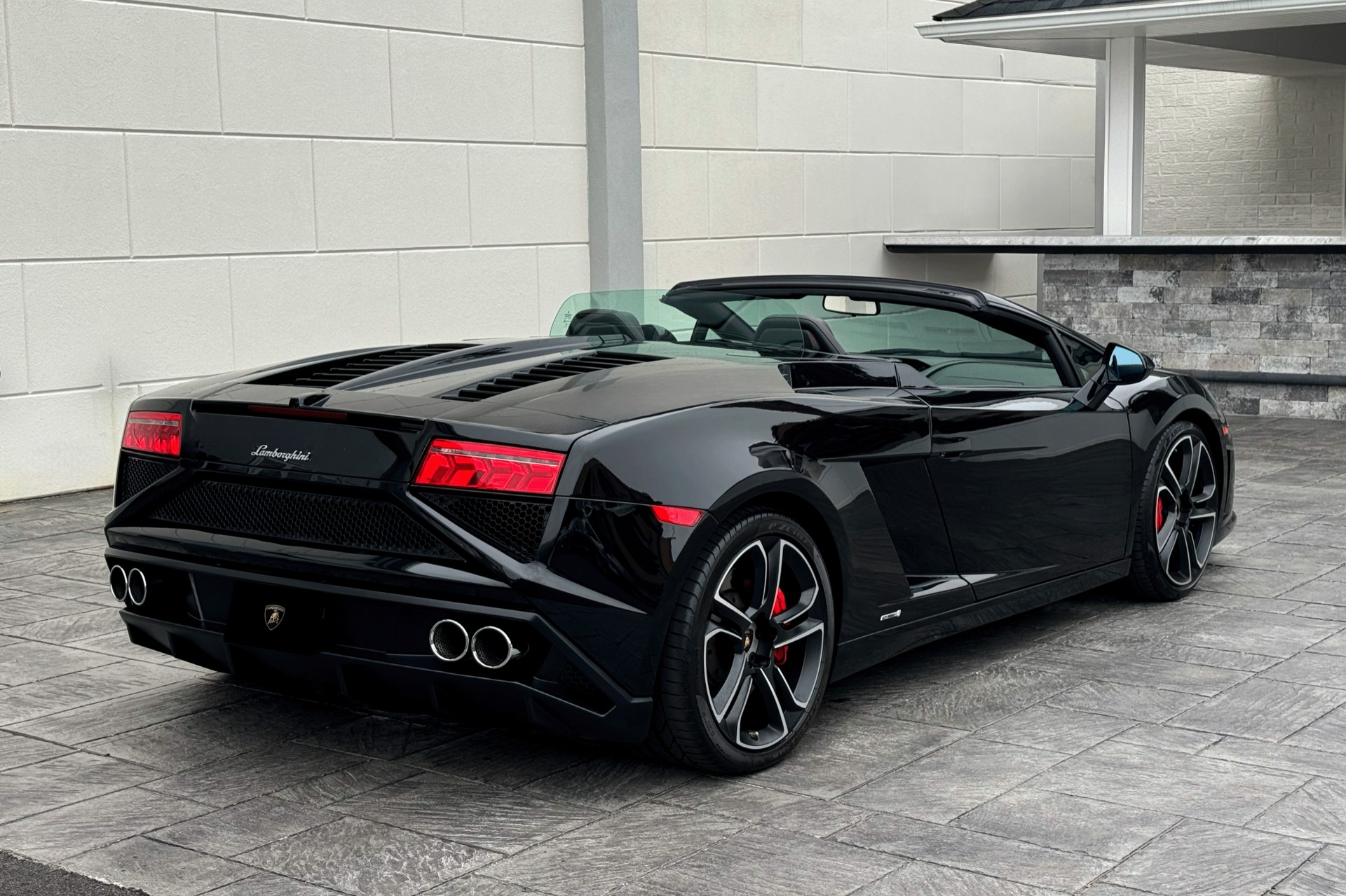 2013 Lamborghini Gallardo Image 18
